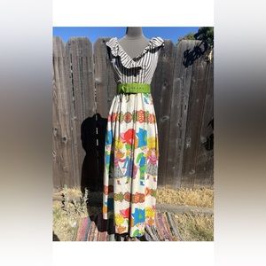 Vintage 1960’s A New Woman Novelty Maxi Dress With Flower Children Motif